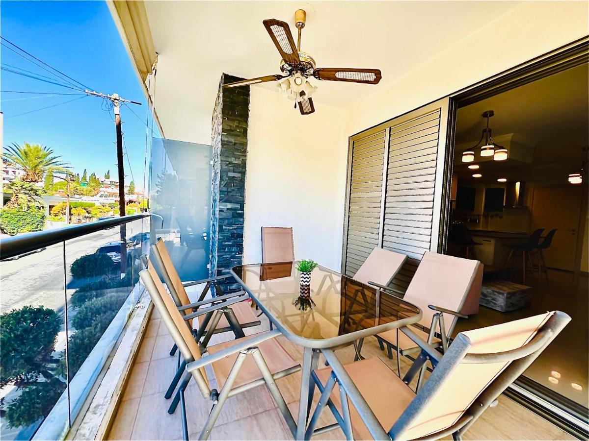 Nuna 102 Apartment Larnaca Luaran gambar